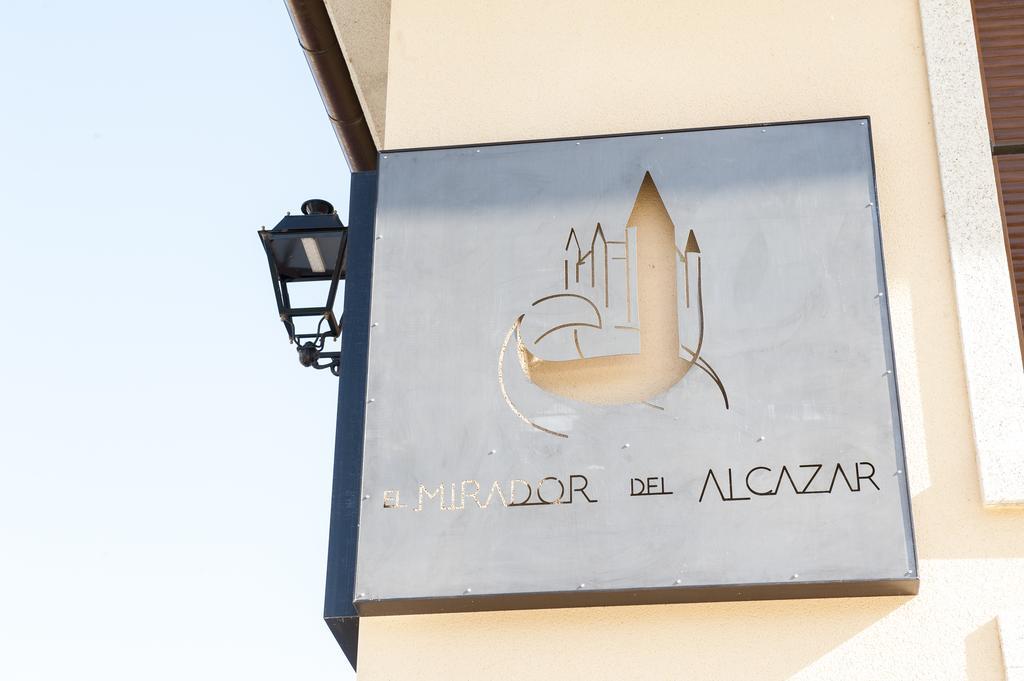 El Mirador Del Alcazar Aparthotel Segóvia Exterior foto